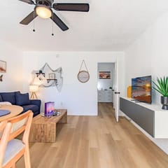 Clearwater Bayfront Condo | Walk to Beach + Bikes!