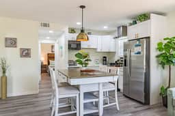 Treasure Island Beach Getaway | Shared Roof Deck - Image 4
