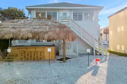 Hot Tub | Beach | Treasure Island Tiki Condo! - Image 5