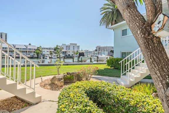 Waterfront Clearwater Island Oasis 2BR Condo - Image 1