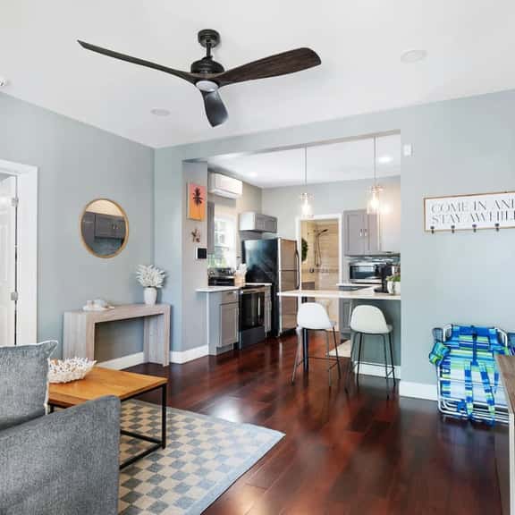 Clearwater Waterview Condo – 10 Min to Beach - Image 1