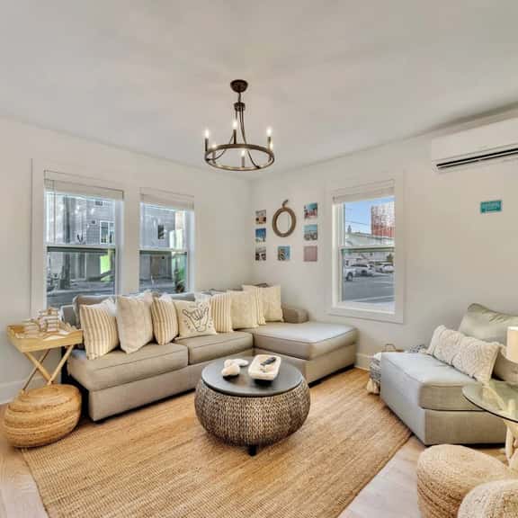 Tiki! Treasure Island condo near Beach + Hot Tub - Image 1