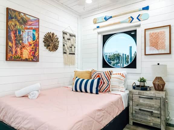 Clearwater Beach Houseboat | Waterfront Escape - Image 2