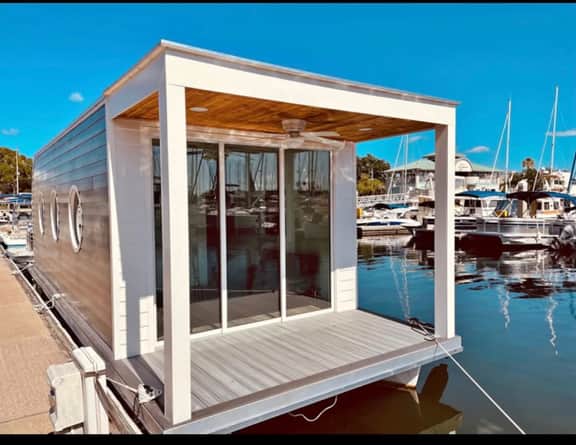 Clearwater Beach Houseboat | Waterfront Escape - Image 4