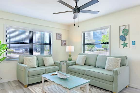 Treasure Island Apt w/ Rooftop Deck–Steps to Sand - Image 2